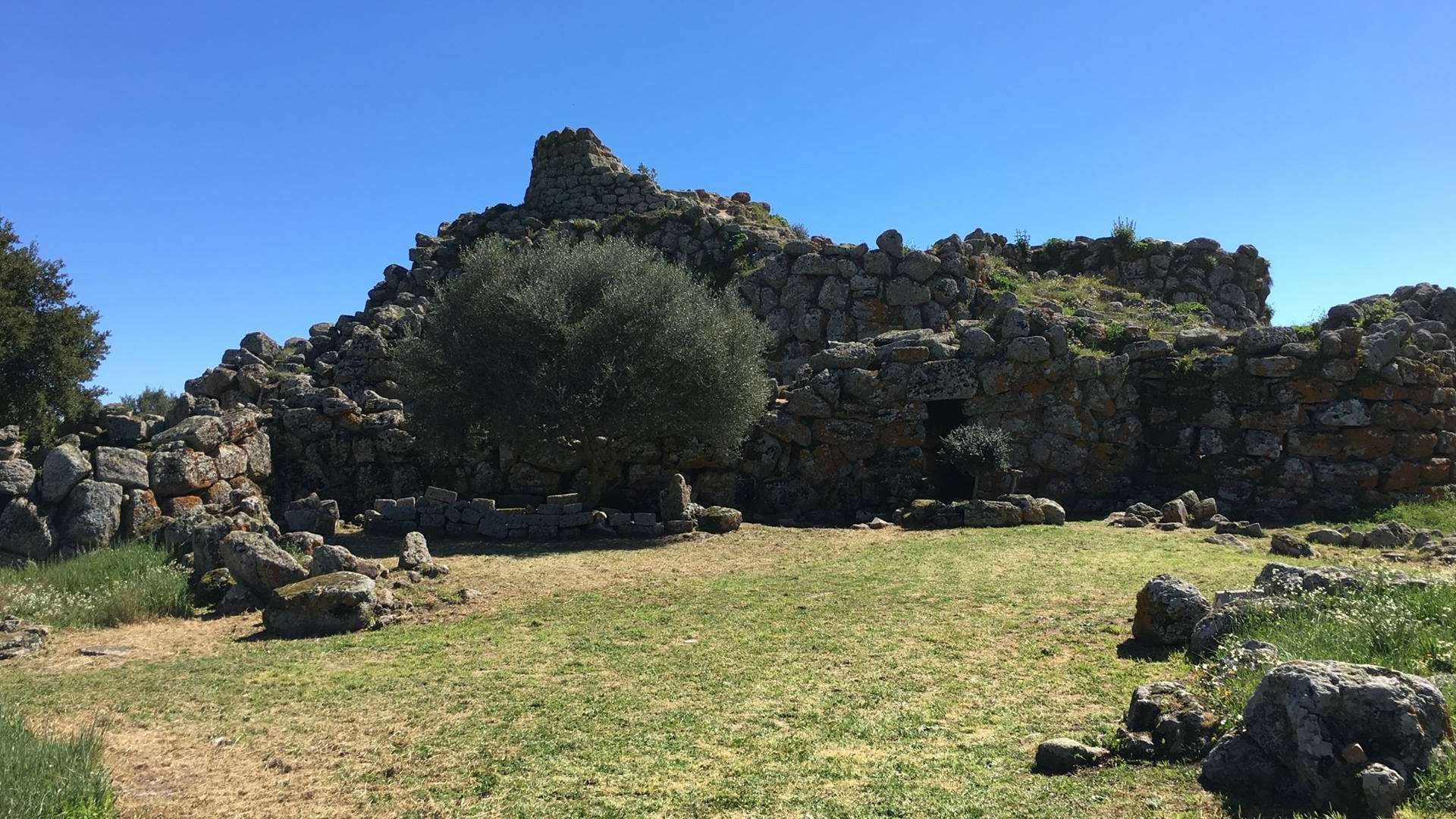 Tour Archeologico Nuraghe Arrubiu